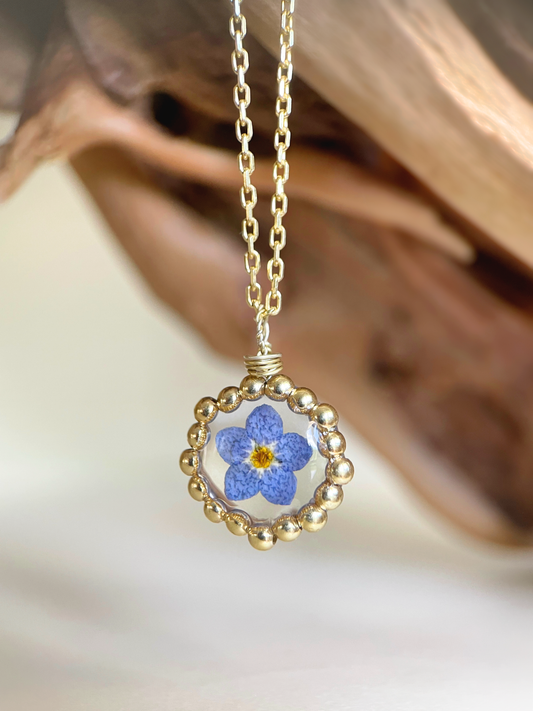 Halo Beaded Forget-Me-Not Necklace